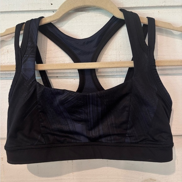 Lululemon Black and blue printed  Racerback Sports Bra - Picture 12 of 12